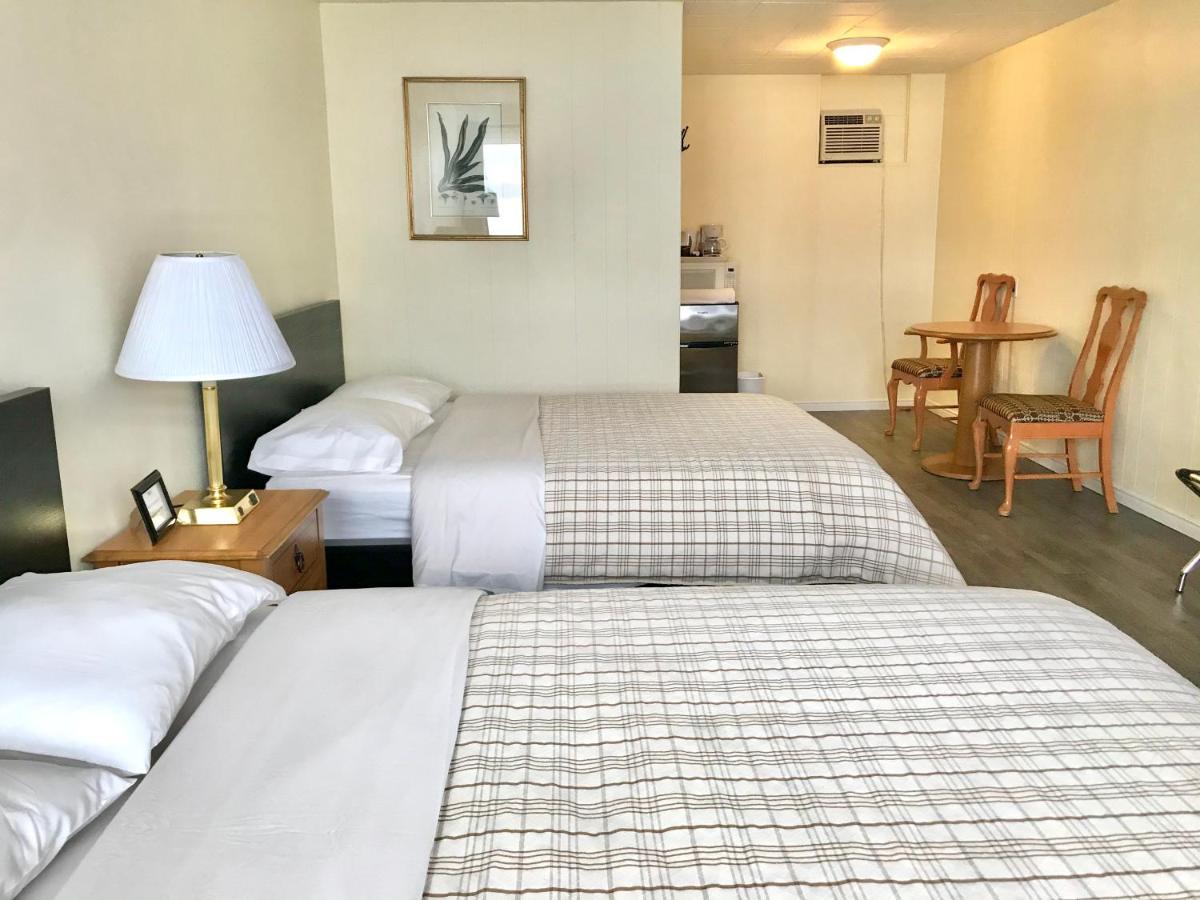 Lakeside Inn 오릴리아 외부 사진